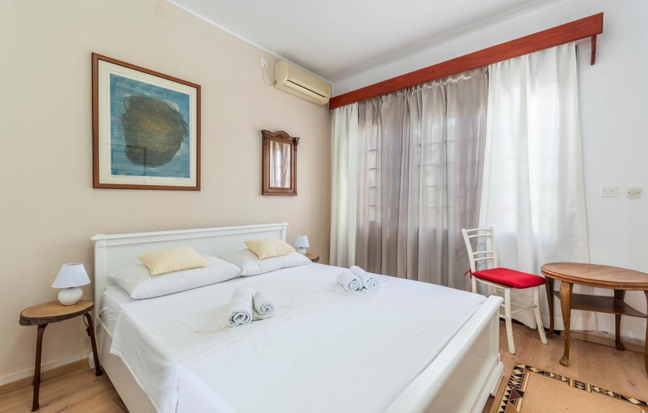 House Peresiji Hotell Rum bild