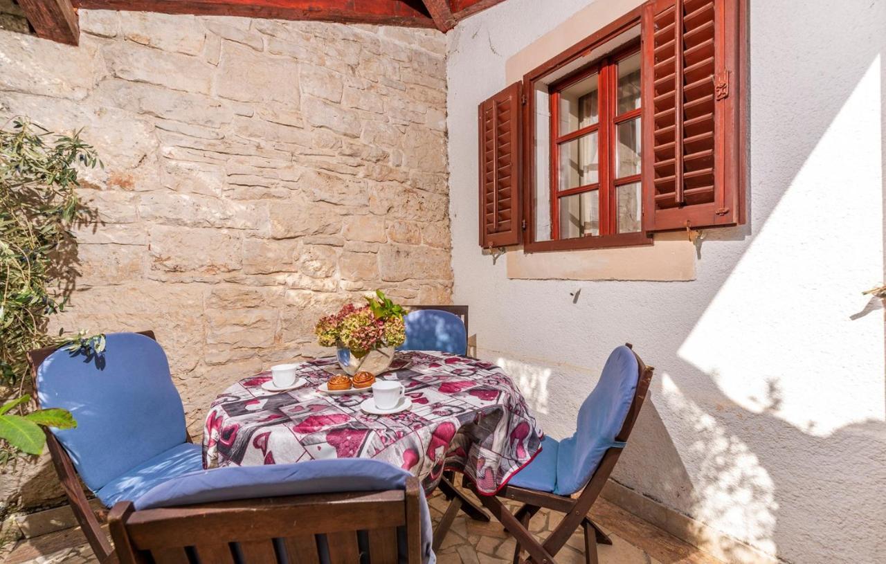 House Peresiji Hotell Rum bild