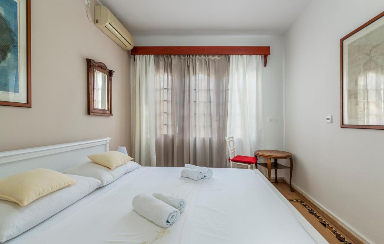 House Peresiji Hotell Rum bild